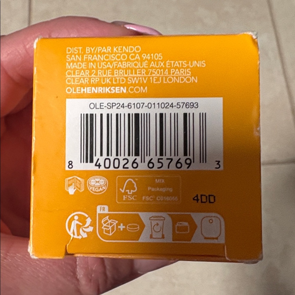 Ole Henriksen Truth Banana Bright+ Eye Crème - Vibrant Orange - Picture 6 of 6